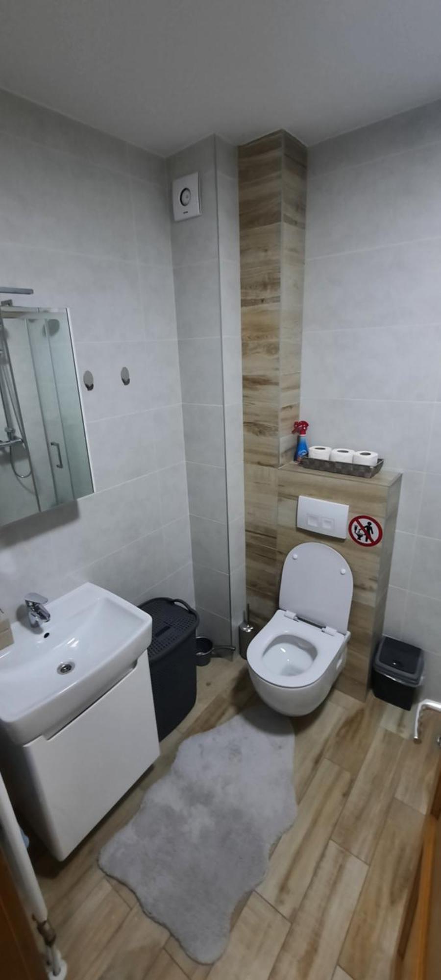 Apartman Bulevar Sarajevo - Free Parking Bagian luar foto